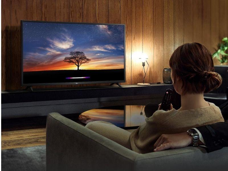 Buy new LG 32 inch Smart TV 32LQ; HD HDR WebOS Smart LED TV with Built-in Free-to-air Receiver in Uganda - - Free Delivery > Long warranty > Lifetime After-sales Support